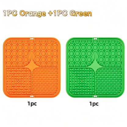 Slow Feeder Lick Mat for Dogs & Cats – Silicone, Anxiety Relief