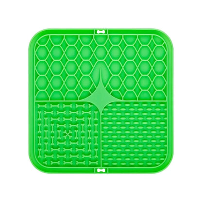 Slow Feeder Lick Mat for Dogs & Cats – Silicone, Anxiety Relief