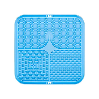Slow Feeder Lick Mat for Dogs & Cats – Silicone, Anxiety Relief